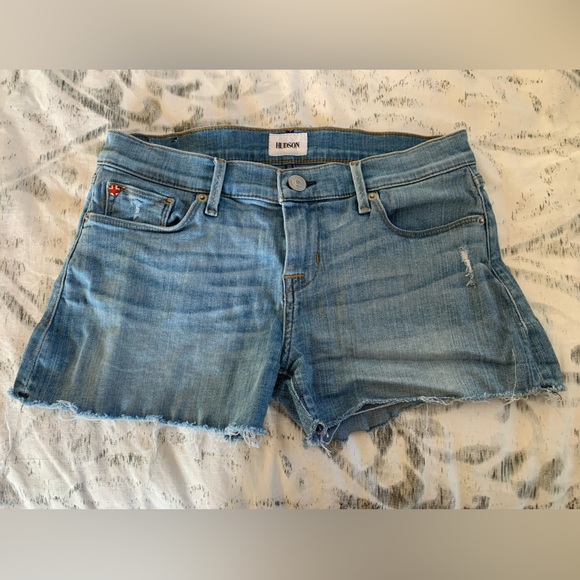 3/$20 Hudson Amber Frey Hem Short size 26 in new condition - Picture 1 of 12